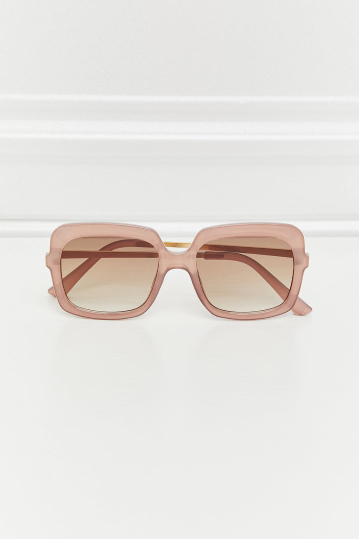 Square Metal-Plastic Hybrid Temple Sunglasses – True Envy  display picture 1